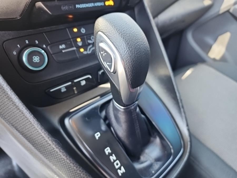 2019 Ford Transit Connect Van XL LWB w/Rear Symmetrical Doors, available for sale in Islip, New York | L.I. Auto Gallery. Islip, New York 2019 Ford Transit Connect Van XL LWB w/Rear Symmetrical Doors, available for sale in Islip, New York | L.I. Auto Gallery. Islip, New York