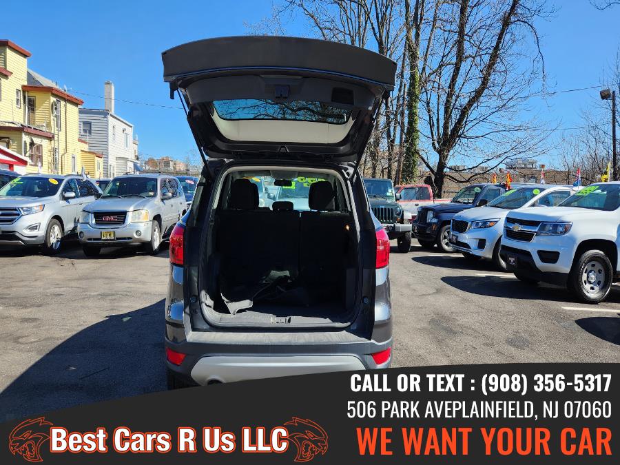 2019 Ford Escape SE FWD, available for sale in Plainfield, New Jersey | Best Cars R Us LLC. Plainfield, New Jersey 2019 Ford Escape SE FWD, available for sale in Plainfield, New Jersey | Best Cars R Us LLC. Plainfield, New Jersey