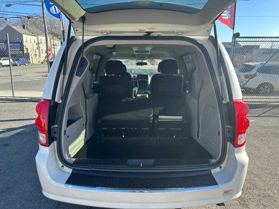 Dodge Grand Caravan 2011 in Paterson, Totowa, Hawthorne, Glen Rock NJ