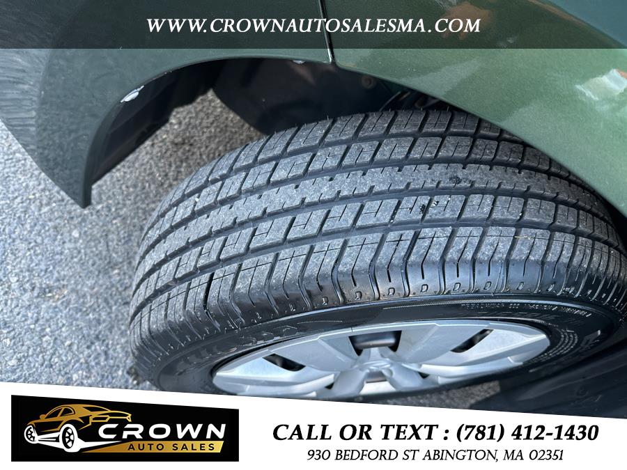 2016 Toyota Corolla 4dr Sdn CVT LE Plus (Natl), available for sale in Abington, Massachusetts | Crown Auto Sales. Abington, Massachusetts 2016 Toyota Corolla 4dr Sdn CVT LE Plus (Natl), available for sale in Abington, Massachusetts | Crown Auto Sales. Abington, Massachusetts