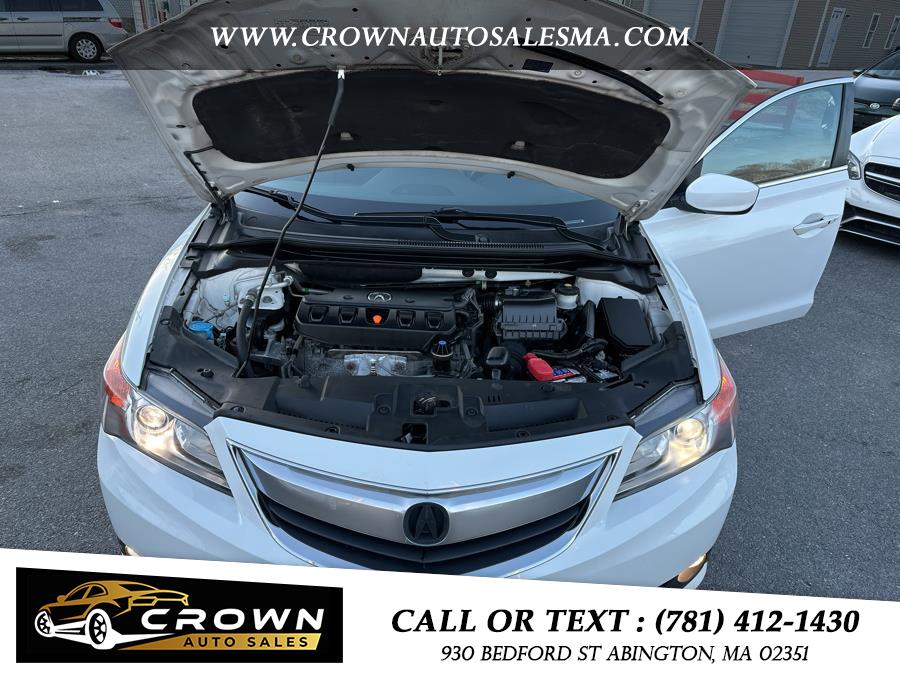 2014 Acura ILX 4dr Sdn 2.0L Tech Pkg, available for sale in Abington, Massachusetts | Crown Auto Sales. Abington, Massachusetts 2014 Acura ILX 4dr Sdn 2.0L Tech Pkg, available for sale in Abington, Massachusetts | Crown Auto Sales. Abington, Massachusetts