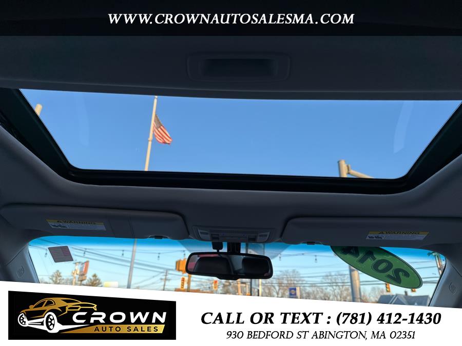 2014 Acura ILX 4dr Sdn 2.0L Tech Pkg, available for sale in Abington, Massachusetts | Crown Auto Sales. Abington, Massachusetts 2014 Acura ILX 4dr Sdn 2.0L Tech Pkg, available for sale in Abington, Massachusetts | Crown Auto Sales. Abington, Massachusetts