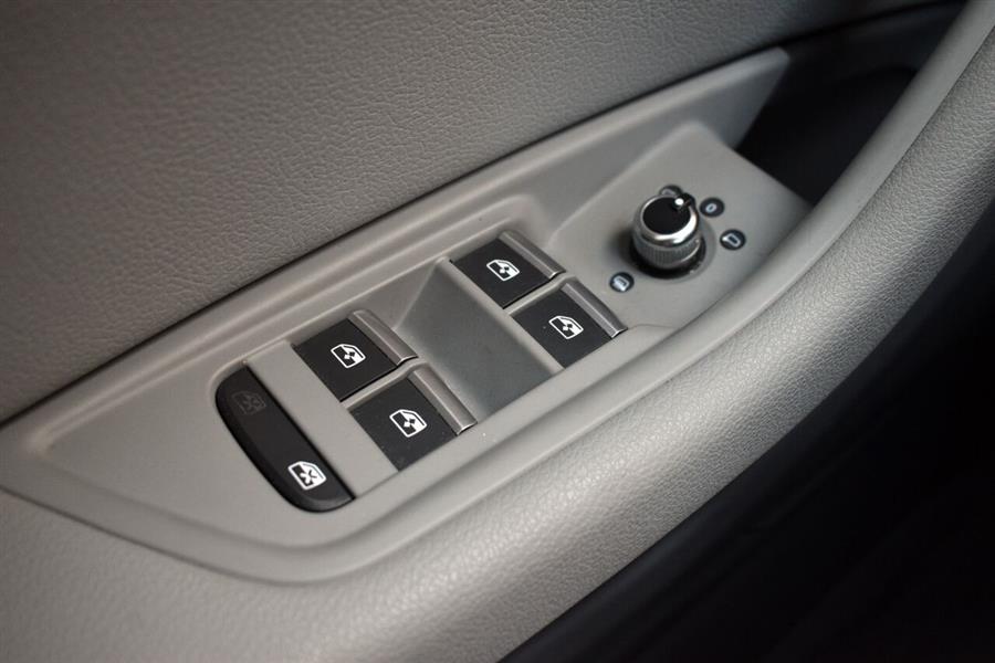 2019 Audi A4 2.0T quattro Premium AWD 4dr Sedan, available for sale in Great Neck, New York | Camy Cars. Great Neck, New York 2019 Audi A4 2.0T quattro Premium AWD 4dr Sedan, available for sale in Great Neck, New York | Camy Cars. Great Neck, New York