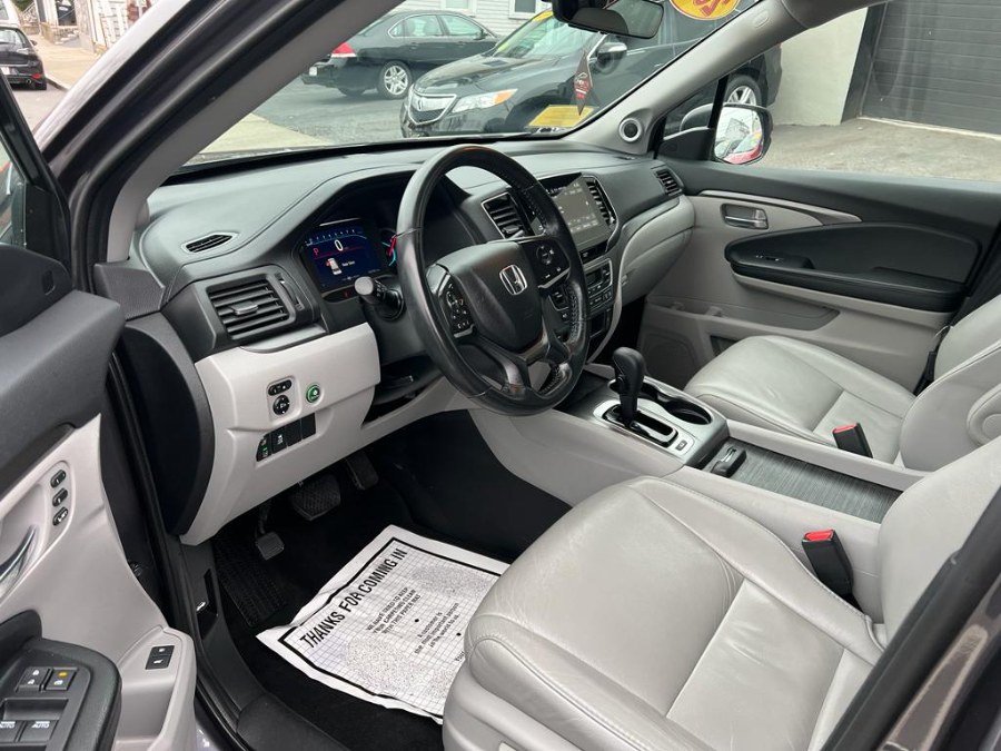2019 Honda Pilot EX-L AWD, available for sale in Peabody, Massachusetts | New Star Motors. Peabody, Massachusetts 2019 Honda Pilot EX-L AWD, available for sale in Peabody, Massachusetts | New Star Motors. Peabody, Massachusetts
