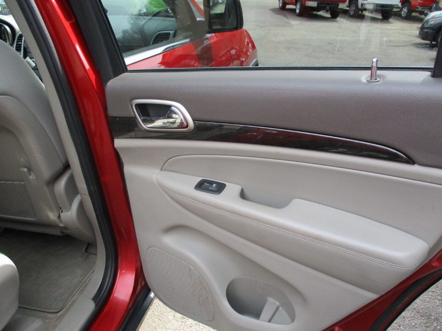 2011 Jeep Grand Cherokee 4WD 4dr Laredo X, available for sale in Meriden, Connecticut | Cos Central Auto. Meriden, Connecticut 2011 Jeep Grand Cherokee 4WD 4dr Laredo X, available for sale in Meriden, Connecticut | Cos Central Auto. Meriden, Connecticut