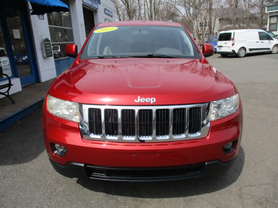 2011 Jeep Grand Cherokee 4WD 4dr Laredo X, available for sale in Meriden, Connecticut | Cos Central Auto. Meriden, Connecticut 2011 Jeep Grand Cherokee 4WD 4dr Laredo X, available for sale in Meriden, Connecticut | Cos Central Auto. Meriden, Connecticut