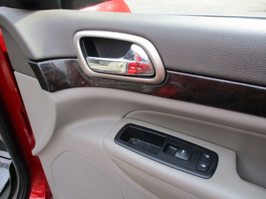2011 Jeep Grand Cherokee 4WD 4dr Laredo X, available for sale in Meriden, Connecticut | Cos Central Auto. Meriden, Connecticut 2011 Jeep Grand Cherokee 4WD 4dr Laredo X, available for sale in Meriden, Connecticut | Cos Central Auto. Meriden, Connecticut