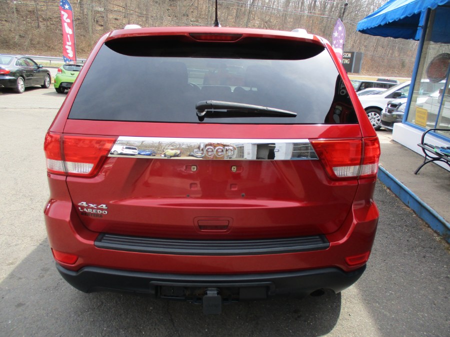 2011 Jeep Grand Cherokee 4WD 4dr Laredo X, available for sale in Meriden, Connecticut | Cos Central Auto. Meriden, Connecticut 2011 Jeep Grand Cherokee 4WD 4dr Laredo X, available for sale in Meriden, Connecticut | Cos Central Auto. Meriden, Connecticut