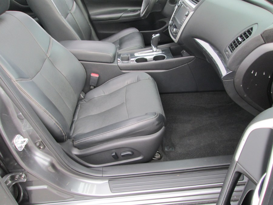 2016 Nissan Altima 4dr Sdn I4 2.5 SL, available for sale in Levittown, Pennsylvania | Levittown Auto. Levittown, Pennsylvania 2016 Nissan Altima 4dr Sdn I4 2.5 SL, available for sale in Levittown, Pennsylvania | Levittown Auto. Levittown, Pennsylvania