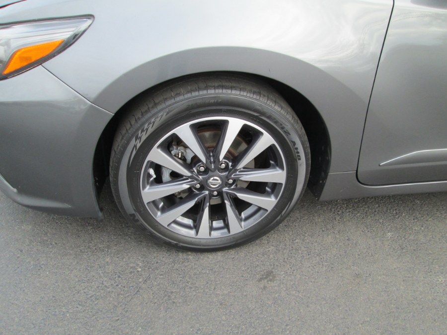 2016 Nissan Altima 4dr Sdn I4 2.5 SL, available for sale in Levittown, Pennsylvania | Levittown Auto. Levittown, Pennsylvania 2016 Nissan Altima 4dr Sdn I4 2.5 SL, available for sale in Levittown, Pennsylvania | Levittown Auto. Levittown, Pennsylvania