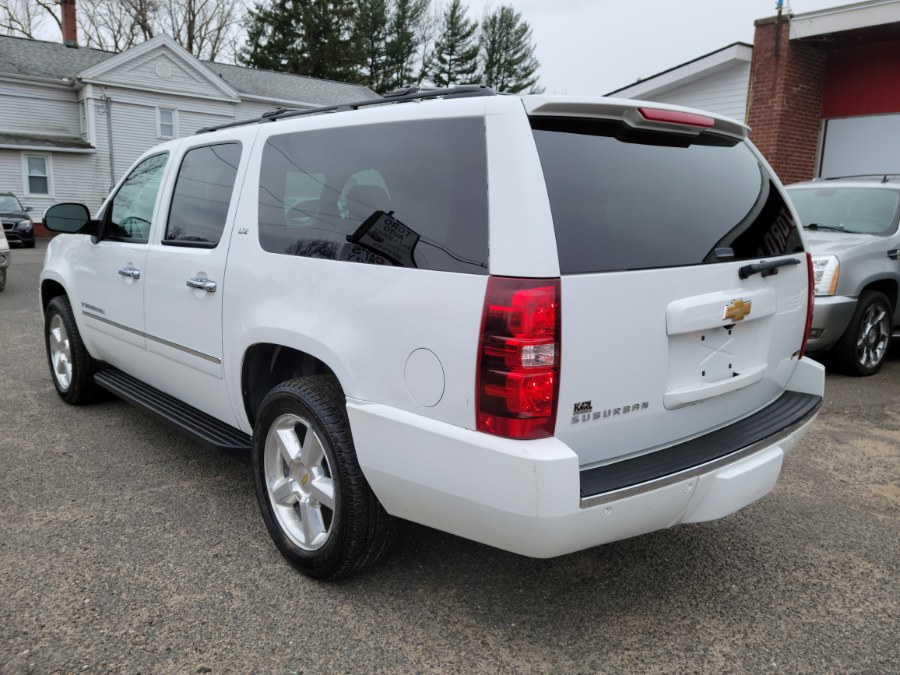 2009 Chevrolet Suburban 4WD 4dr 1500 LTZ Leather & DVD, available for sale in East Windsor, Connecticut | Toro Auto. East Windsor, Connecticut 2009 Chevrolet Suburban 4WD 4dr 1500 LTZ Leather & DVD, available for sale in East Windsor, Connecticut | Toro Auto. East Windsor, Connecticut
