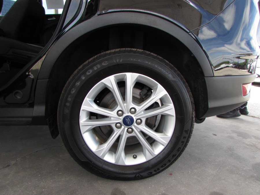 2018 Ford Escape SE FWD, available for sale in Orlando, Florida | VIP Auto Enterprise, Inc. Orlando, Florida 2018 Ford Escape SE FWD, available for sale in Orlando, Florida | VIP Auto Enterprise, Inc. Orlando, Florida