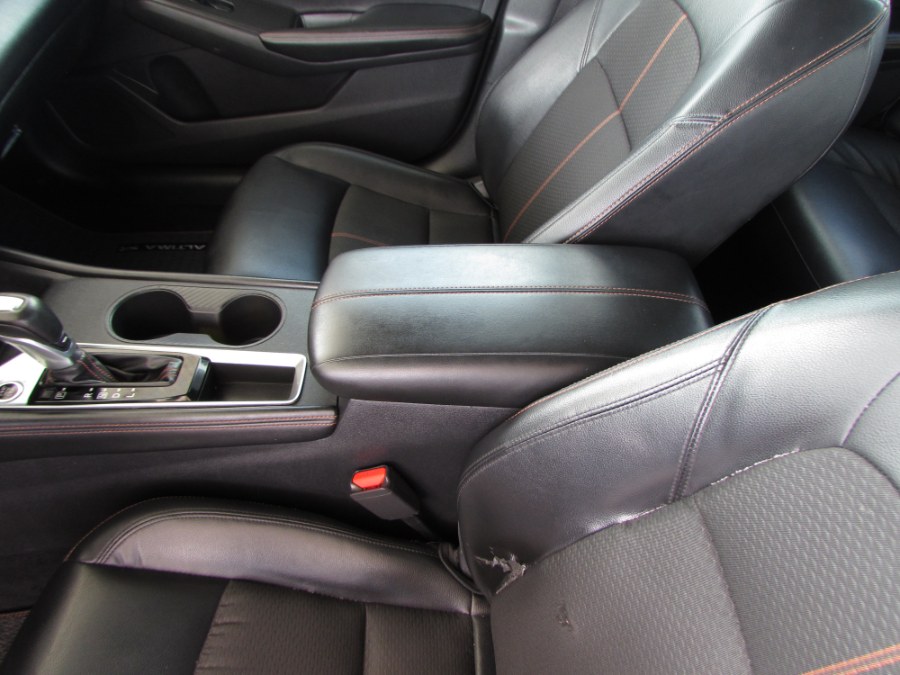 2020 Nissan Altima 2.5 SR Sedan, available for sale in Orlando, Florida | VIP Auto Enterprise, Inc. Orlando, Florida 2020 Nissan Altima 2.5 SR Sedan, available for sale in Orlando, Florida | VIP Auto Enterprise, Inc. Orlando, Florida