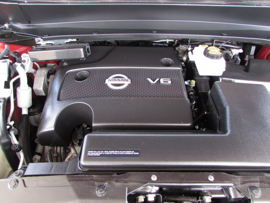 2015 Nissan Pathfinder 2WD 4dr S, available for sale in Orlando, Florida | VIP Auto Enterprise, Inc. Orlando, Florida 2015 Nissan Pathfinder 2WD 4dr S, available for sale in Orlando, Florida | VIP Auto Enterprise, Inc. Orlando, Florida