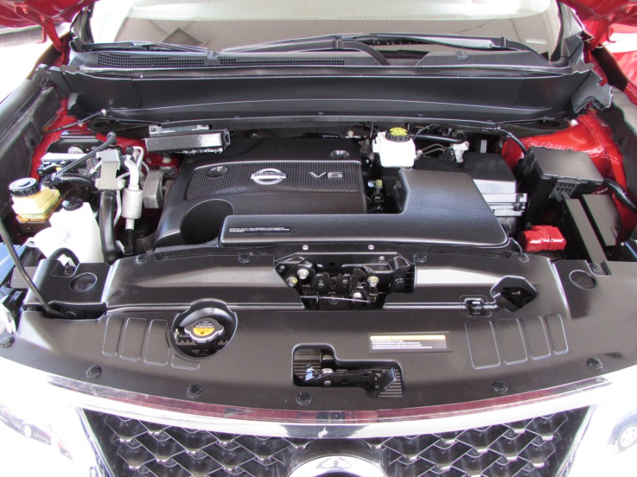 2015 Nissan Pathfinder 2WD 4dr S, available for sale in Orlando, Florida | VIP Auto Enterprise, Inc. Orlando, Florida 2015 Nissan Pathfinder 2WD 4dr S, available for sale in Orlando, Florida | VIP Auto Enterprise, Inc. Orlando, Florida
