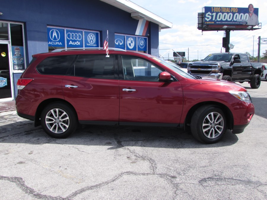 2015 Nissan Pathfinder 2WD 4dr S, available for sale in Orlando, Florida | VIP Auto Enterprise, Inc. Orlando, Florida 2015 Nissan Pathfinder 2WD 4dr S, available for sale in Orlando, Florida | VIP Auto Enterprise, Inc. Orlando, Florida