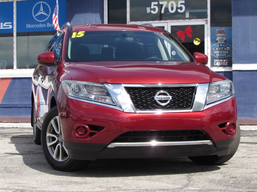2015 Nissan Pathfinder 2WD 4dr S, available for sale in Orlando, Florida | VIP Auto Enterprise, Inc. Orlando, Florida 2015 Nissan Pathfinder 2WD 4dr S, available for sale in Orlando, Florida | VIP Auto Enterprise, Inc. Orlando, Florida
