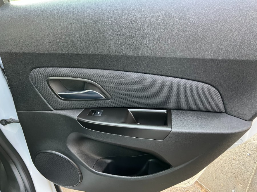 2014 Chevrolet Cruze 4dr Sdn Auto 1LT, available for sale in Bristol, Connecticut | Bristol Auto Center LLC. Bristol, Connecticut 2014 Chevrolet Cruze 4dr Sdn Auto 1LT, available for sale in Bristol, Connecticut | Bristol Auto Center LLC. Bristol, Connecticut