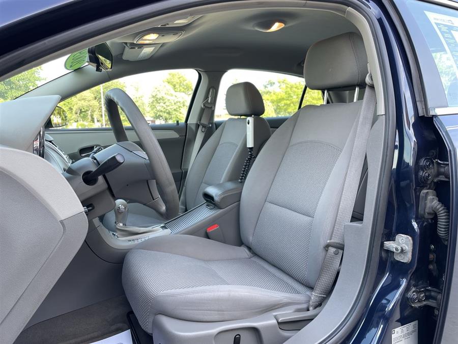 2009 Chevrolet Malibu 4dr Sdn LS w/1LS, available for sale in Elida, Ohio | Josh's All Under Ten LLC. Elida, Ohio 2009 Chevrolet Malibu 4dr Sdn LS w/1LS, available for sale in Elida, Ohio | Josh's All Under Ten LLC. Elida, Ohio