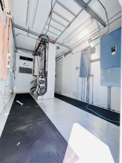 2003 GMC CC6500 UTILITY BODY + LOW MILES + PRE EMISSIONS + NO CDL, available for sale in South Amboy, New Jersey | NJ Truck Spot. South Amboy, New Jersey 2003 GMC CC6500 UTILITY BODY + LOW MILES + PRE EMISSIONS + NO CDL, available for sale in South Amboy, New Jersey | NJ Truck Spot. South Amboy, New Jersey