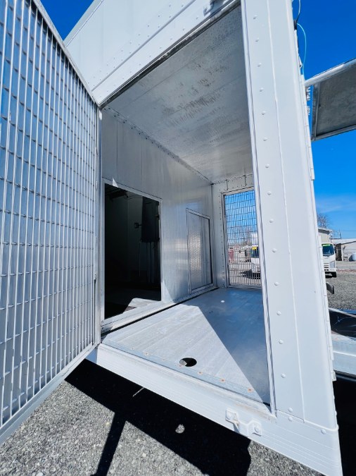 2003 GMC CC6500 UTILITY BODY + LOW MILES + PRE EMISSIONS + NO CDL, available for sale in South Amboy, New Jersey | NJ Truck Spot. South Amboy, New Jersey 2003 GMC CC6500 UTILITY BODY + LOW MILES + PRE EMISSIONS + NO CDL, available for sale in South Amboy, New Jersey | NJ Truck Spot. South Amboy, New Jersey