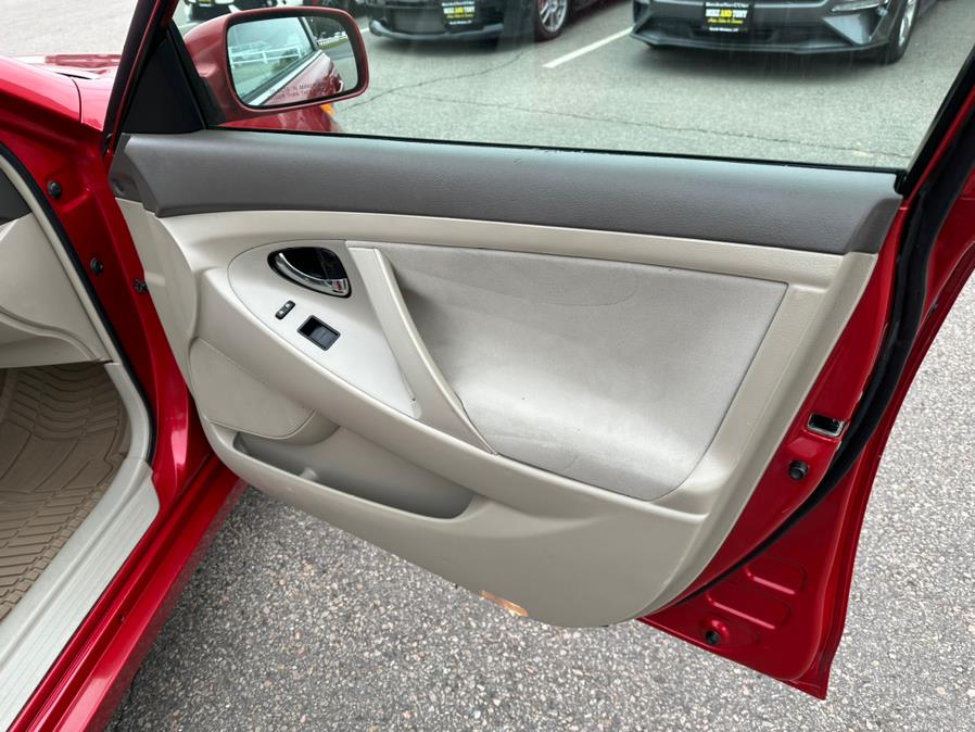 2007 Toyota Camry 4dr Sdn I4 Auto CE (Natl), available for sale in South Windsor, Connecticut | Mike And Tony Auto Sales, Inc. South Windsor, Connecticut 2007 Toyota Camry 4dr Sdn I4 Auto CE (Natl), available for sale in South Windsor, Connecticut | Mike And Tony Auto Sales, Inc. South Windsor, Connecticut