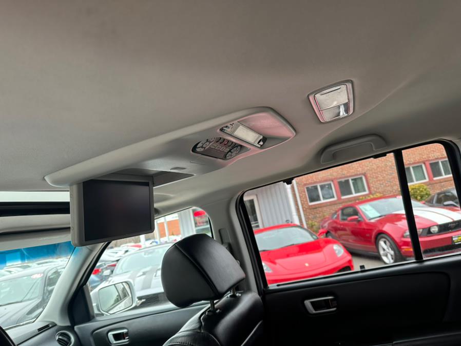 2011 Honda Pilot 4WD 4dr Touring w/RES & Navi, available for sale in South Windsor, Connecticut | Mike And Tony Auto Sales, Inc. South Windsor, Connecticut 2011 Honda Pilot 4WD 4dr Touring w/RES & Navi, available for sale in South Windsor, Connecticut | Mike And Tony Auto Sales, Inc. South Windsor, Connecticut