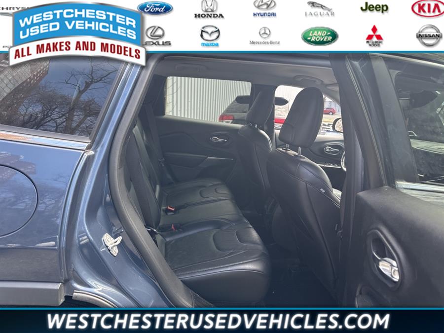 2020 Jeep Cherokee Limited, available for sale in White Plains, New York | Westchester Used Vehicles. White Plains, New York 2020 Jeep Cherokee Limited, available for sale in White Plains, New York | Westchester Used Vehicles. White Plains, New York
