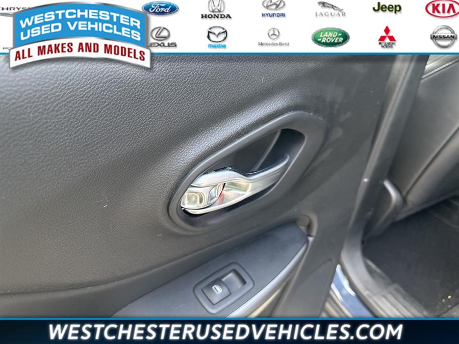 2020 Jeep Cherokee Limited, available for sale in White Plains, New York | Westchester Used Vehicles. White Plains, New York 2020 Jeep Cherokee Limited, available for sale in White Plains, New York | Westchester Used Vehicles. White Plains, New York