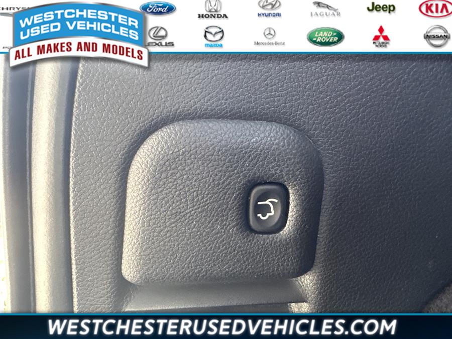 2020 Jeep Grand Cherokee Limited, available for sale in White Plains, New York | Westchester Used Vehicles. White Plains, New York 2020 Jeep Grand Cherokee Limited, available for sale in White Plains, New York | Westchester Used Vehicles. White Plains, New York