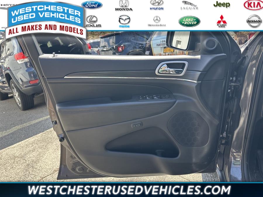 2020 Jeep Grand Cherokee Limited, available for sale in White Plains, New York | Westchester Used Vehicles. White Plains, New York 2020 Jeep Grand Cherokee Limited, available for sale in White Plains, New York | Westchester Used Vehicles. White Plains, New York