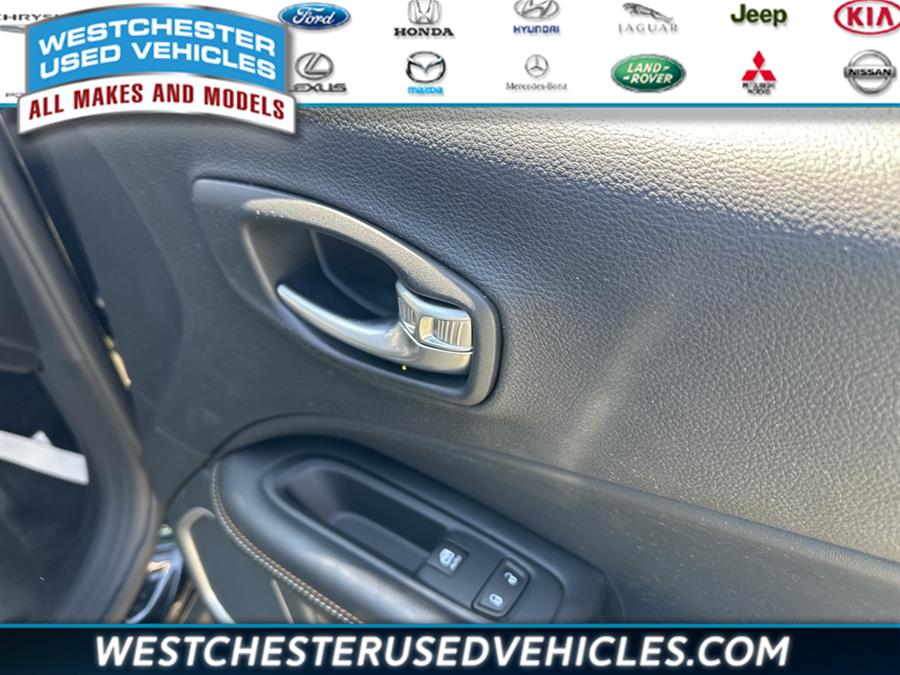 2020 Jeep Compass Latitude, available for sale in White Plains, New York | Westchester Used Vehicles. White Plains, New York 2020 Jeep Compass Latitude, available for sale in White Plains, New York | Westchester Used Vehicles. White Plains, New York