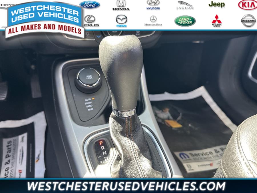 2020 Jeep Compass Latitude, available for sale in White Plains, New York | Westchester Used Vehicles. White Plains, New York 2020 Jeep Compass Latitude, available for sale in White Plains, New York | Westchester Used Vehicles. White Plains, New York