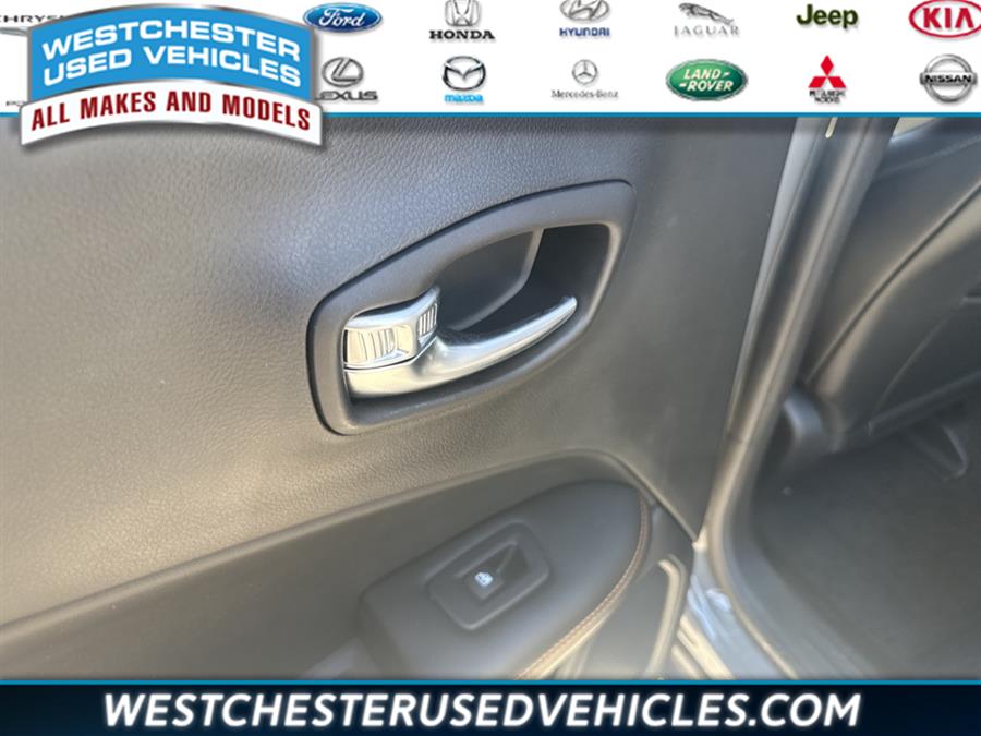 2020 Jeep Compass Limited, available for sale in White Plains, New York | Westchester Used Vehicles. White Plains, New York 2020 Jeep Compass Limited, available for sale in White Plains, New York | Westchester Used Vehicles. White Plains, New York