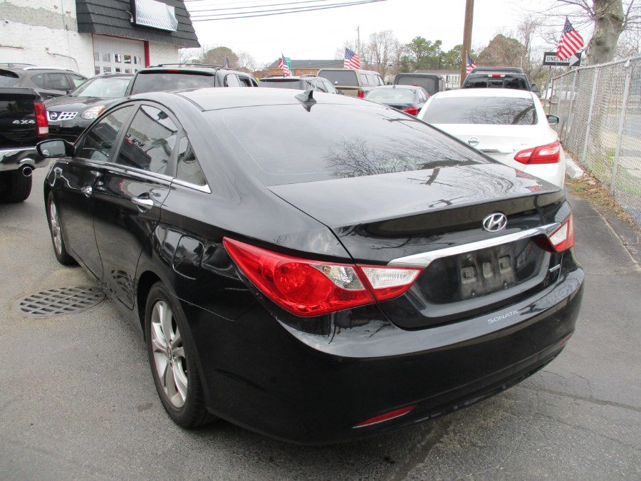2013 Hyundai Sonata 4dr Sdn 2.4L Auto Limited, available for sale in West Babylon, New York | New Gen Auto Group. West Babylon, New York 2013 Hyundai Sonata 4dr Sdn 2.4L Auto Limited, available for sale in West Babylon, New York | New Gen Auto Group. West Babylon, New York