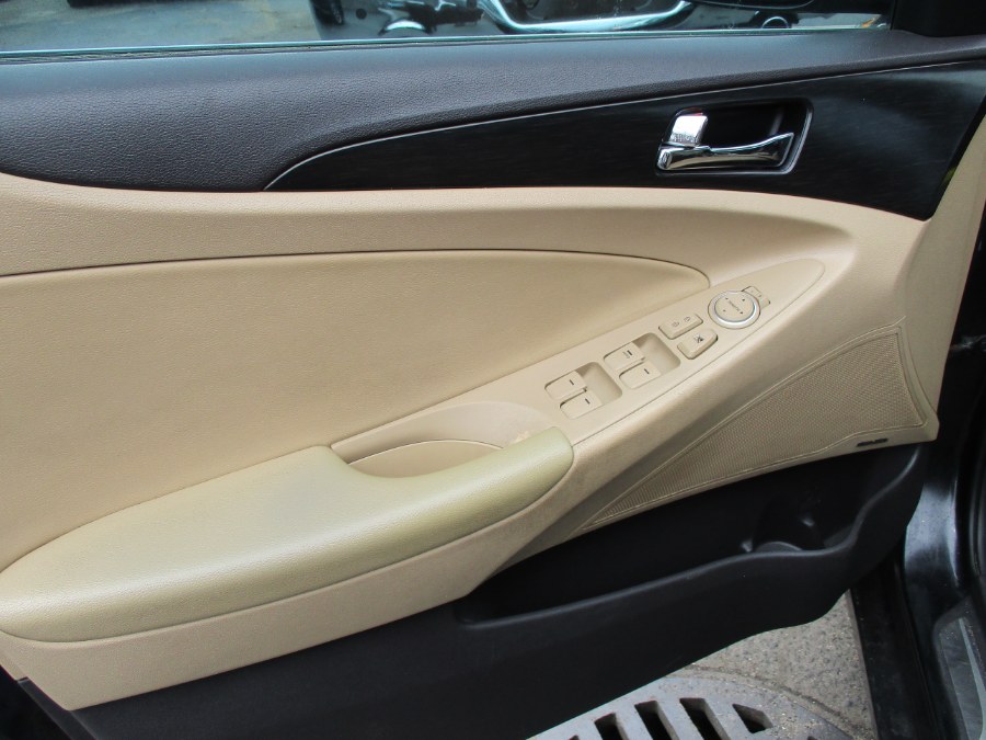 2013 Hyundai Sonata 4dr Sdn 2.4L Auto Limited, available for sale in West Babylon, New York | New Gen Auto Group. West Babylon, New York 2013 Hyundai Sonata 4dr Sdn 2.4L Auto Limited, available for sale in West Babylon, New York | New Gen Auto Group. West Babylon, New York
