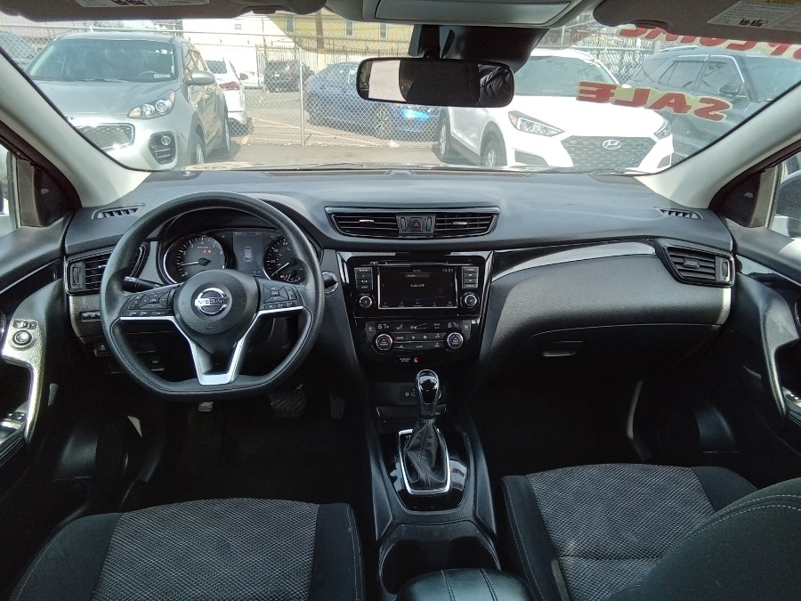 2020 Nissan Rogue Sport AWD SV, available for sale in Irvington, New Jersey | NJ Used Cars Center. Irvington, New Jersey 2020 Nissan Rogue Sport AWD SV, available for sale in Irvington, New Jersey | NJ Used Cars Center. Irvington, New Jersey