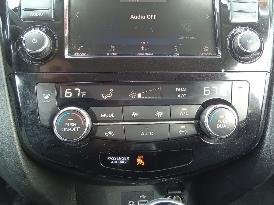 2020 Nissan Rogue Sport AWD SV, available for sale in Irvington, New Jersey | NJ Used Cars Center. Irvington, New Jersey 2020 Nissan Rogue Sport AWD SV, available for sale in Irvington, New Jersey | NJ Used Cars Center. Irvington, New Jersey