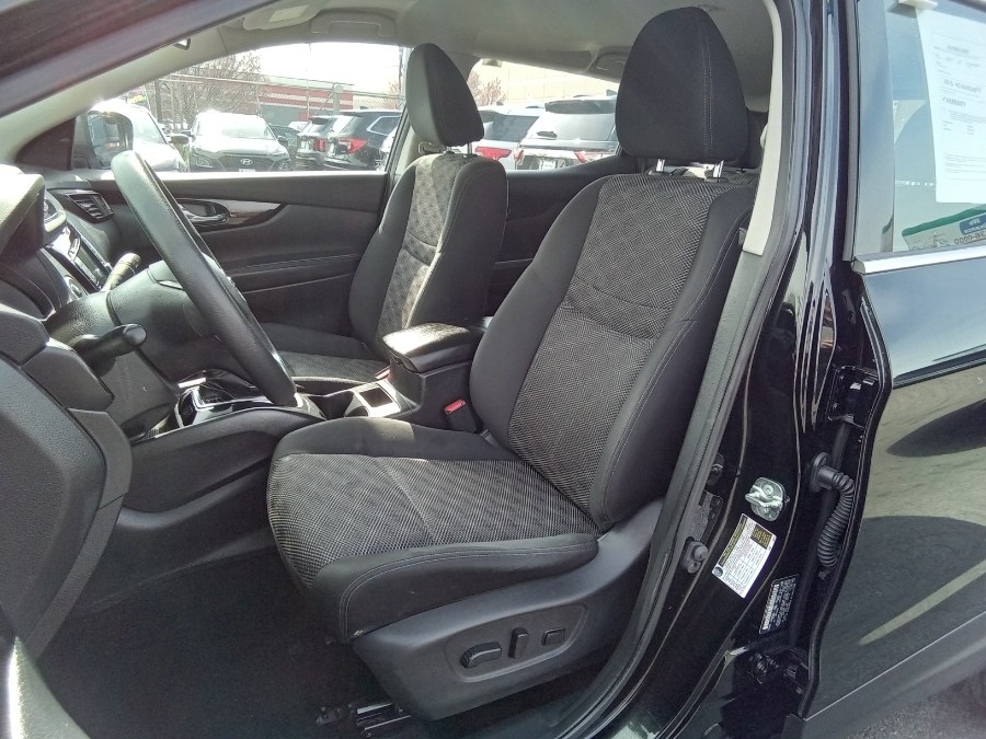 2020 Nissan Rogue Sport AWD SV, available for sale in Irvington, New Jersey | NJ Used Cars Center. Irvington, New Jersey 2020 Nissan Rogue Sport AWD SV, available for sale in Irvington, New Jersey | NJ Used Cars Center. Irvington, New Jersey