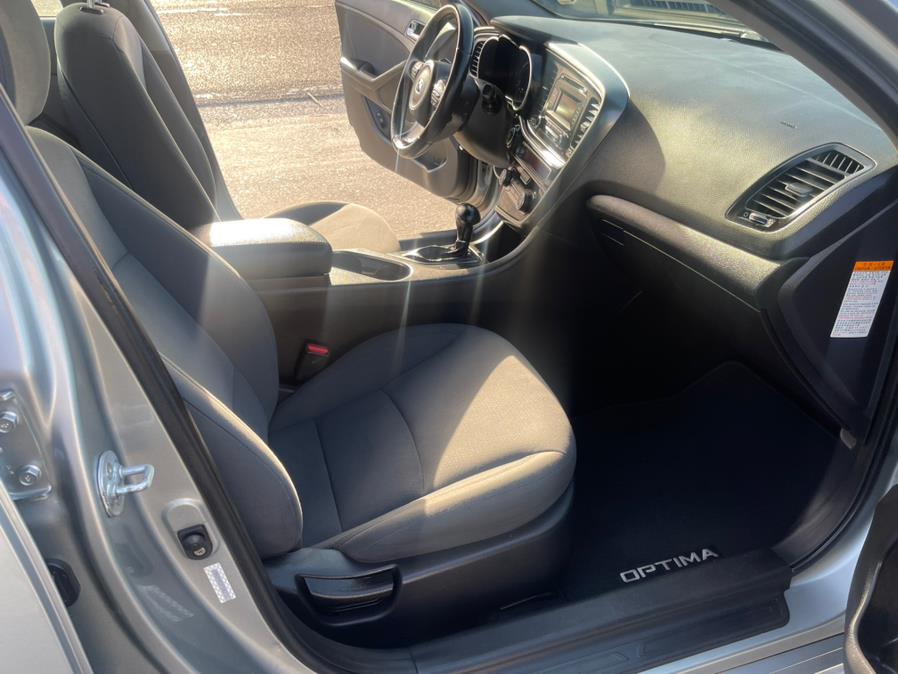 2015 Kia Optima Hybrid 4dr Sdn, available for sale in Orlando, Florida | 2 Car Pros. Orlando, Florida 2015 Kia Optima Hybrid 4dr Sdn, available for sale in Orlando, Florida | 2 Car Pros. Orlando, Florida