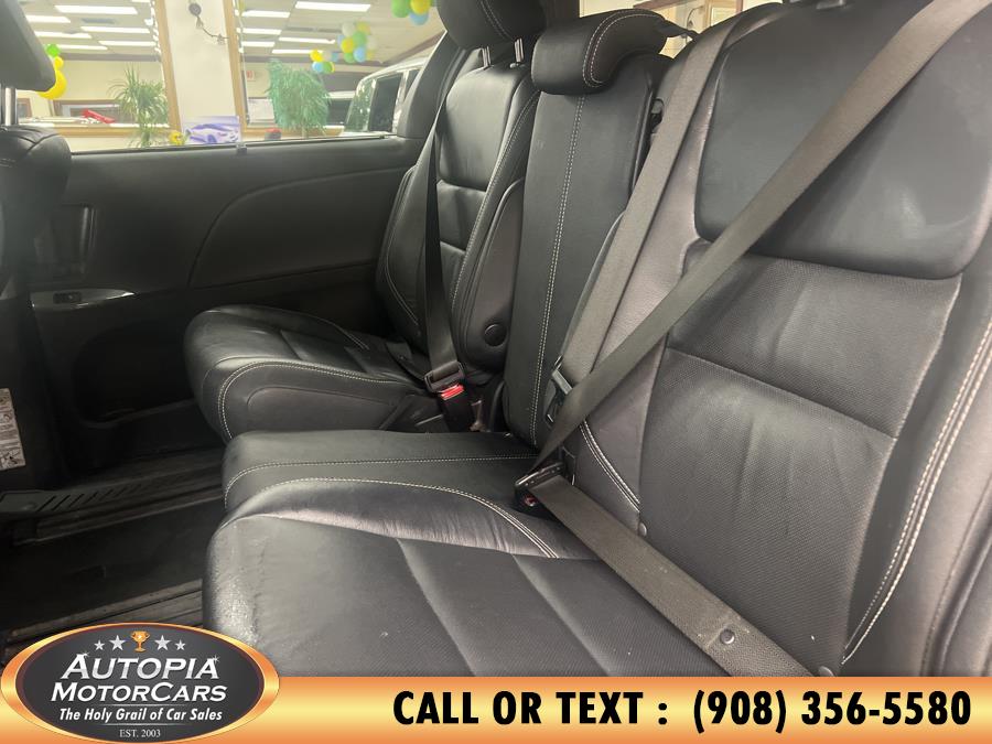 2018 Toyota Sienna SE Premium FWD 8-Passenger (Natl), available for sale in Union, New Jersey | Autopia Motorcars Inc. Union, New Jersey