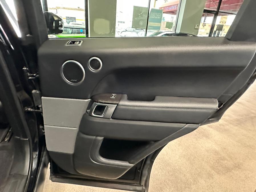 2018 Land Rover Range Rover Sport V6 Supercharged SE, available for sale in Inwood, New York | 5 Towns Drive. Inwood, New York 2018 Land Rover Range Rover Sport V6 Supercharged SE, available for sale in Inwood, New York | 5 Towns Drive. Inwood, New York