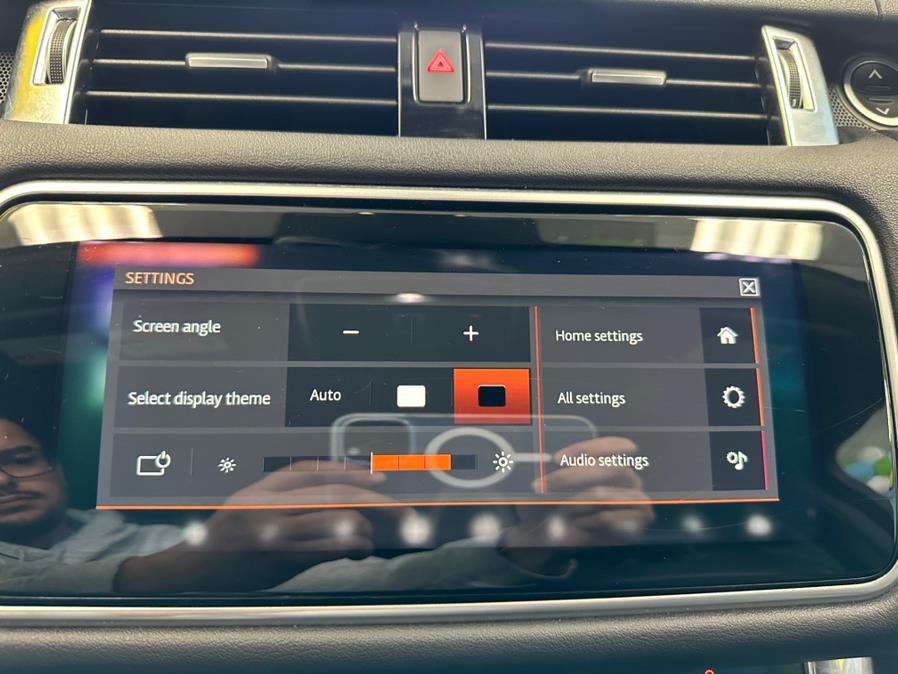 2018 Land Rover Range Rover Sport V6 Supercharged SE, available for sale in Inwood, New York | 5 Towns Drive. Inwood, New York 2018 Land Rover Range Rover Sport V6 Supercharged SE, available for sale in Inwood, New York | 5 Towns Drive. Inwood, New York
