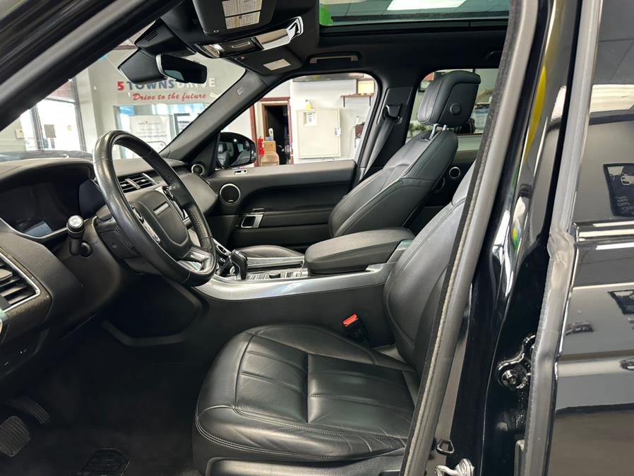 2018 Land Rover Range Rover Sport V6 Supercharged SE, available for sale in Inwood, New York | 5 Towns Drive. Inwood, New York 2018 Land Rover Range Rover Sport V6 Supercharged SE, available for sale in Inwood, New York | 5 Towns Drive. Inwood, New York