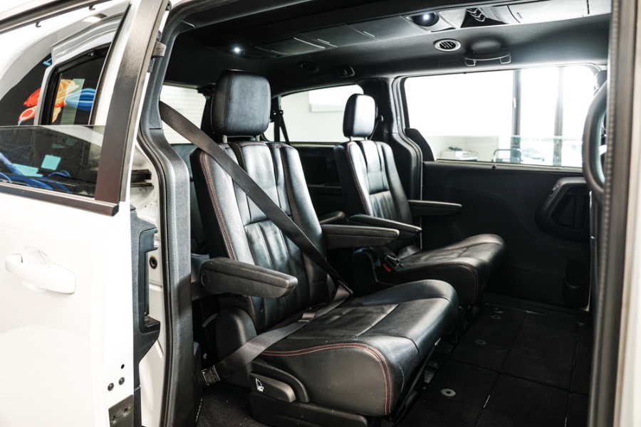 2019 Dodge Grand Caravan GT Wagon, available for sale in ELMONT, New York | 26 Motors Long Island. ELMONT, New York 2019 Dodge Grand Caravan GT Wagon, available for sale in ELMONT, New York | 26 Motors Long Island. ELMONT, New York