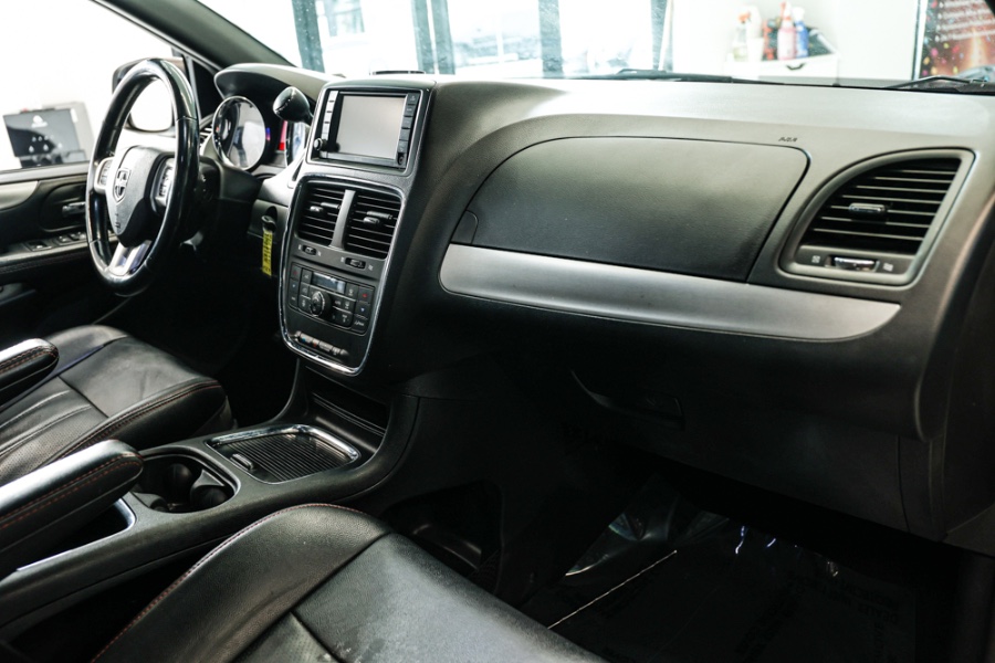 2019 Dodge Grand Caravan GT Wagon, available for sale in ELMONT, New York | 26 Motors Long Island. ELMONT, New York 2019 Dodge Grand Caravan GT Wagon, available for sale in ELMONT, New York | 26 Motors Long Island. ELMONT, New York