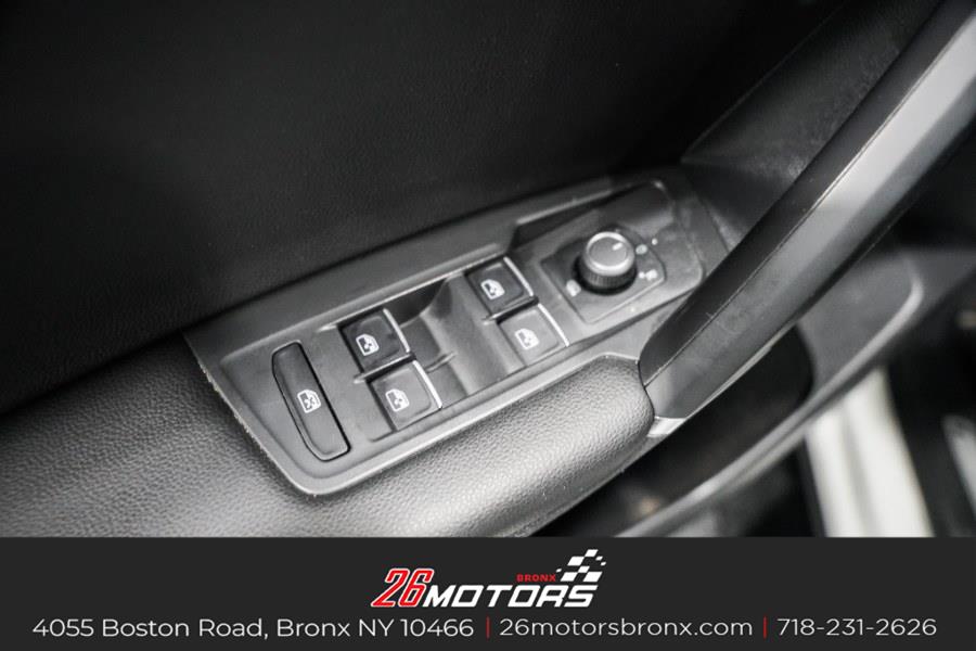2020 Volkswagen Tiguan 2.0T SE R-Line Black 4MOTION, available for sale in Bronx, New York | 26 Motors Auto Group. Bronx, New York 2020 Volkswagen Tiguan 2.0T SE R-Line Black 4MOTION, available for sale in Bronx, New York | 26 Motors Auto Group. Bronx, New York