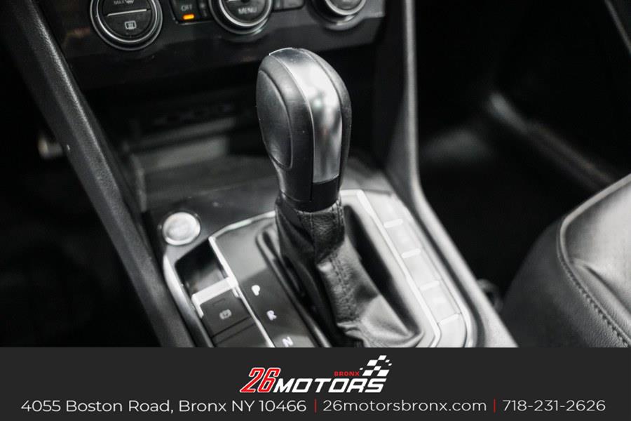 2020 Volkswagen Tiguan 2.0T SE R-Line Black 4MOTION, available for sale in Bronx, New York | 26 Motors Auto Group. Bronx, New York 2020 Volkswagen Tiguan 2.0T SE R-Line Black 4MOTION, available for sale in Bronx, New York | 26 Motors Auto Group. Bronx, New York