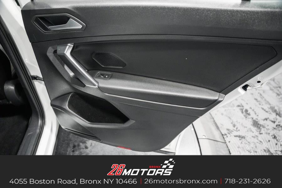 2020 Volkswagen Tiguan 2.0T SE R-Line Black 4MOTION, available for sale in Bronx, New York | 26 Motors Auto Group. Bronx, New York 2020 Volkswagen Tiguan 2.0T SE R-Line Black 4MOTION, available for sale in Bronx, New York | 26 Motors Auto Group. Bronx, New York