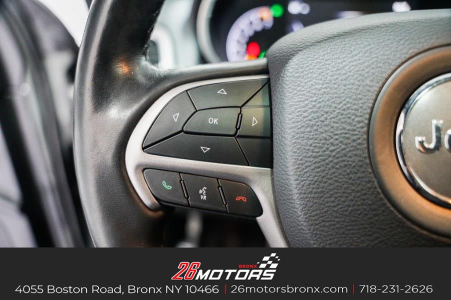 2020 Jeep Grand Cherokee Altitude 4x4, available for sale in Bronx, New York | 26 Motors Auto Group. Bronx, New York 2020 Jeep Grand Cherokee Altitude 4x4, available for sale in Bronx, New York | 26 Motors Auto Group. Bronx, New York